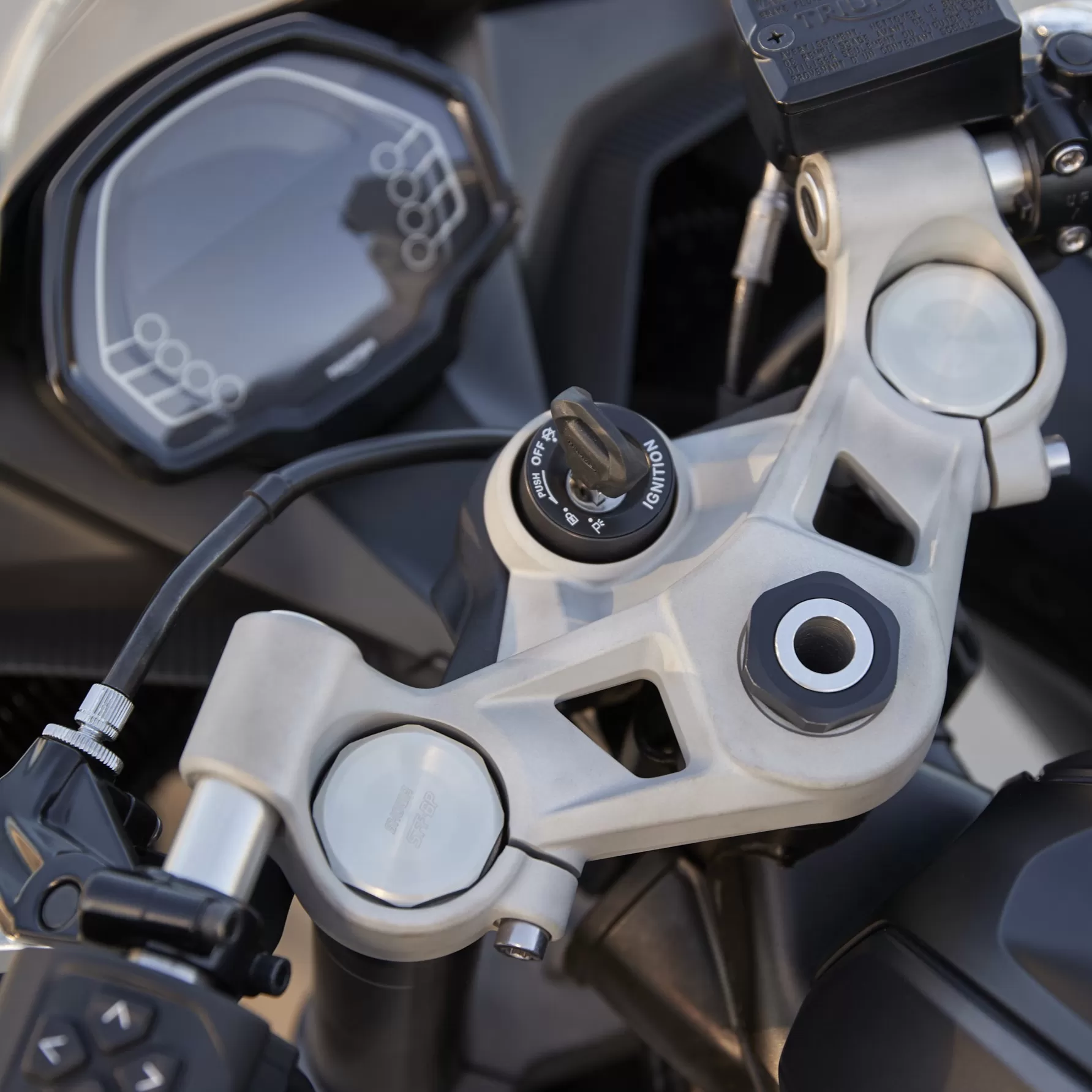 Triumph Daytona 660 Technology