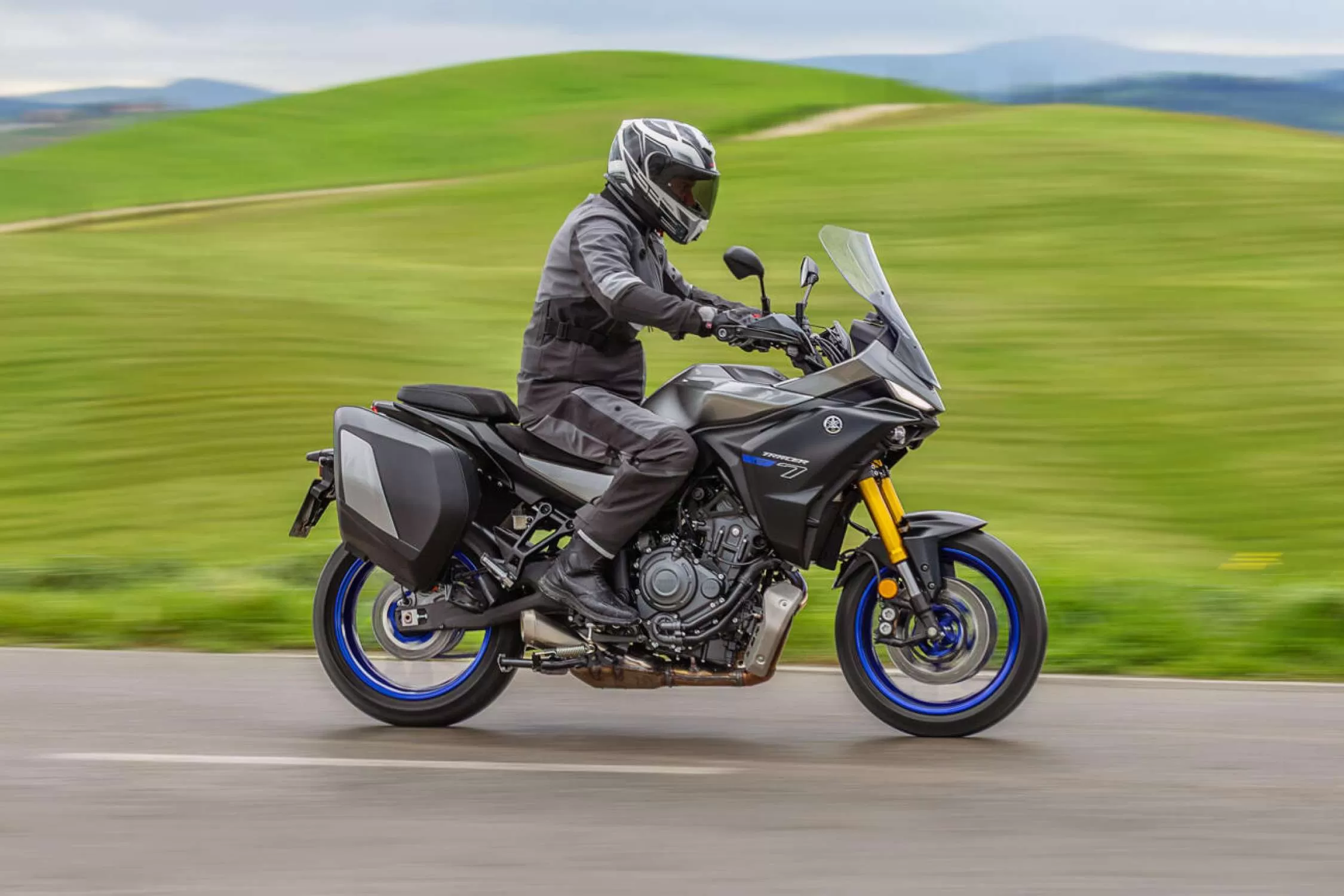 2025 Yamaha TRACER 7 GT