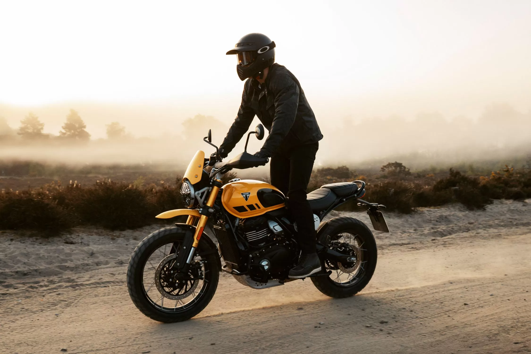 2025 Triumph Scrambler 400 XC