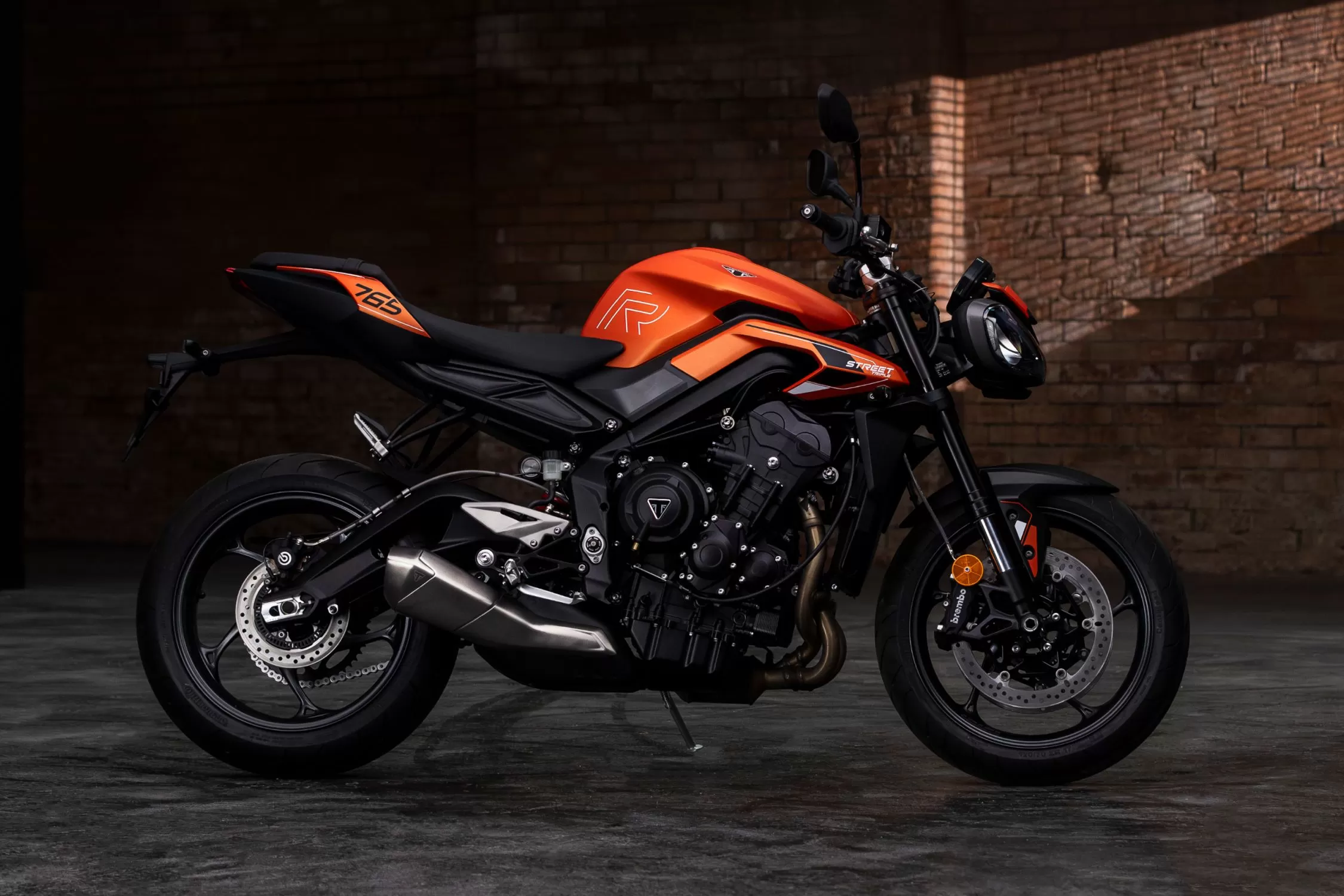 2025 Triumph Street Triple 765 R