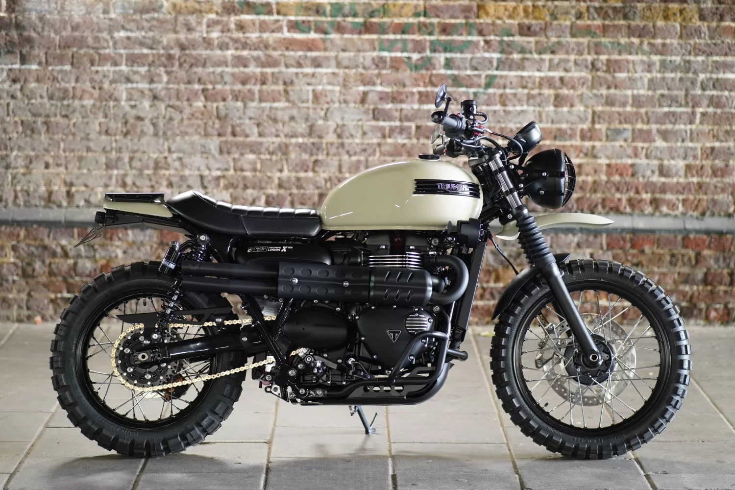 Custom Triumph Scrambler 900 Dougie Poynter Charlie Stockwell
