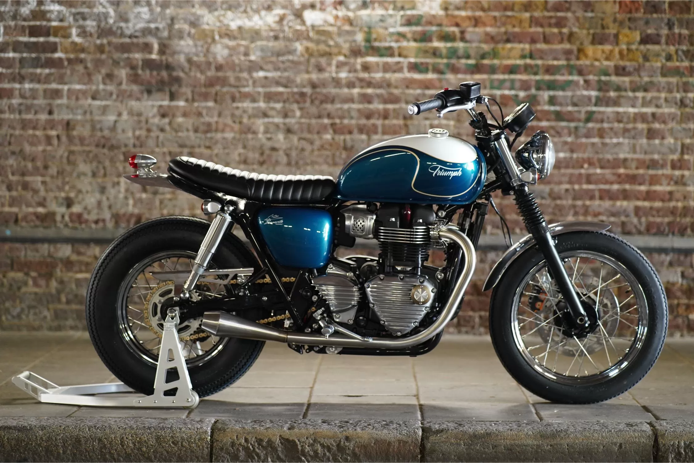 Custom Triumph Bonneville T100 Dougie Poynter Charlie Stockwell