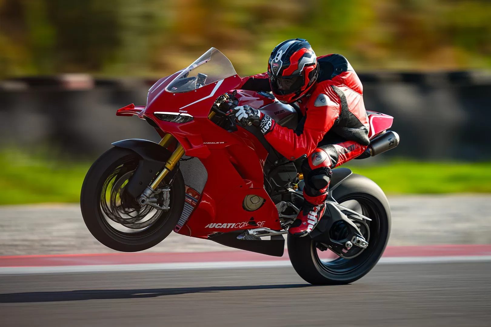 New Ducati Panigale V4 R London