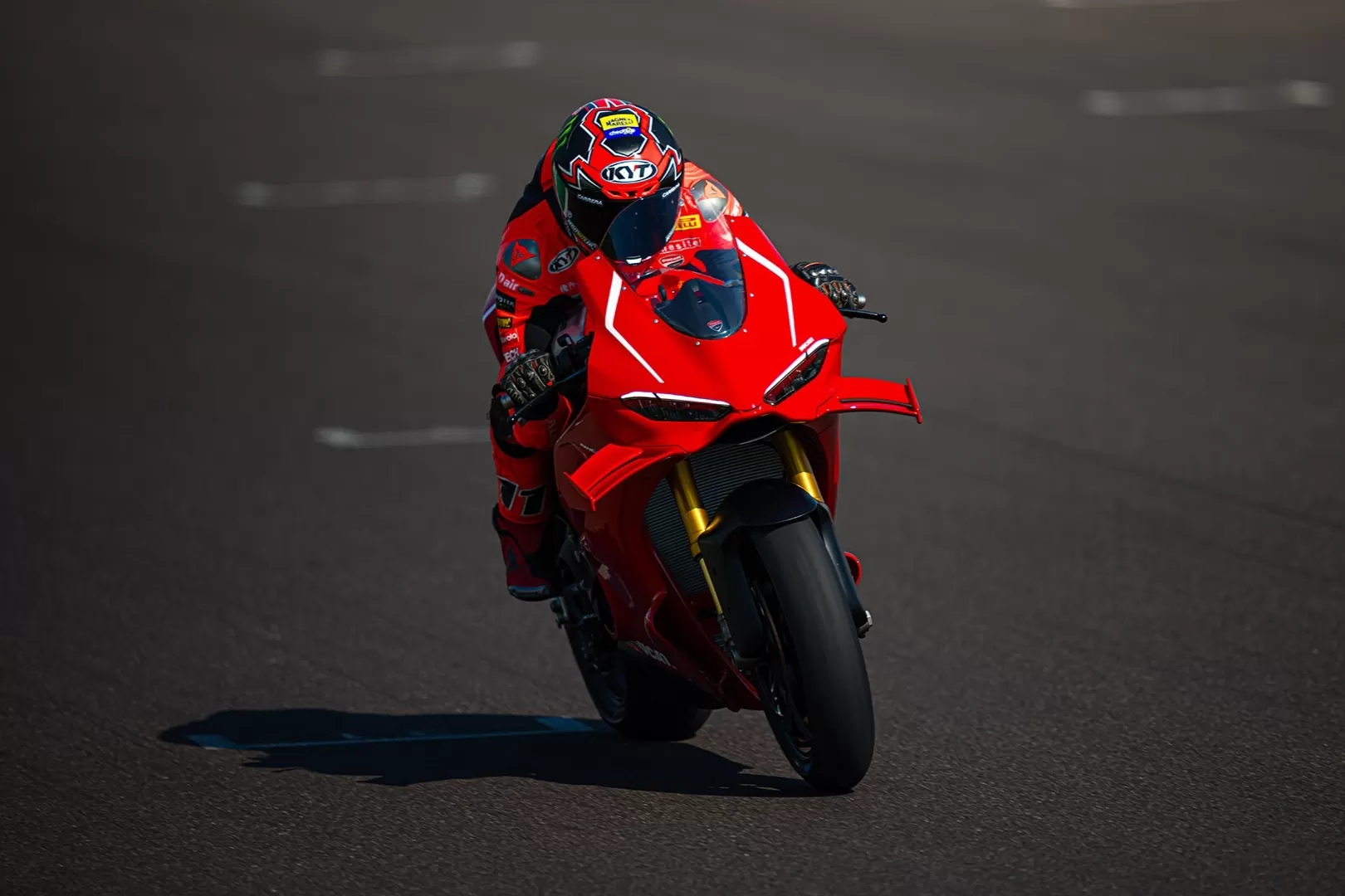 New Ducati Panigale V4 R London