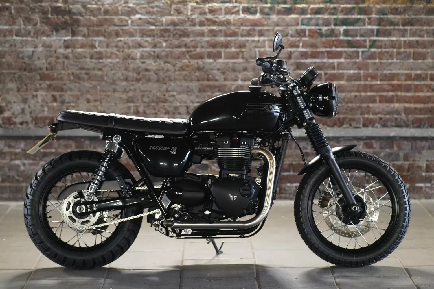 Custom Triumph Merlin T100 LIND Stockwell Design