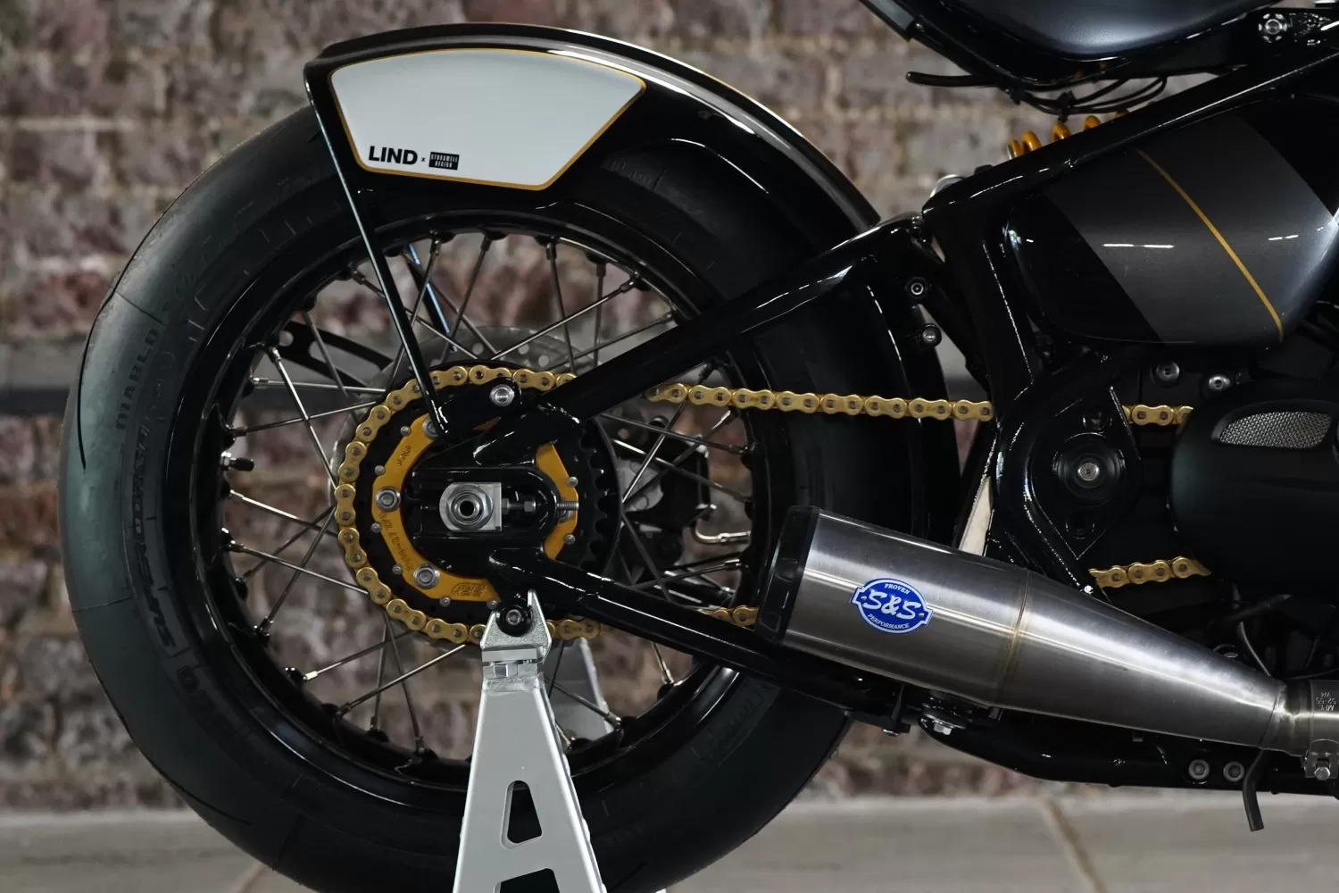 Custom Triumph Bobber RR Stockwell Design London S&S Exhaust