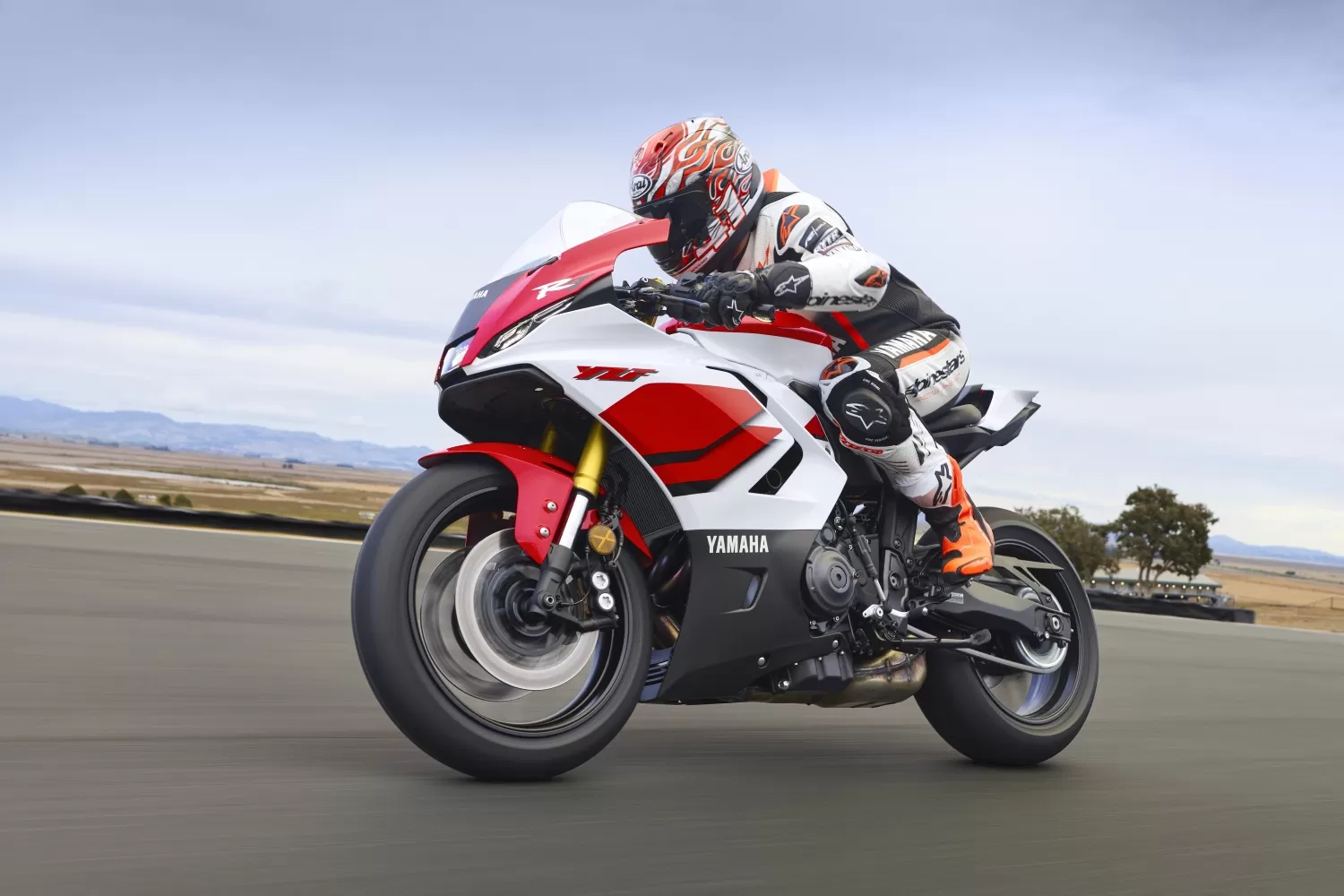 New 2026 Yamaha R7 70th Anniversary Newmarket New 2026 Yamaha R7 70th Anniversary Newmarket