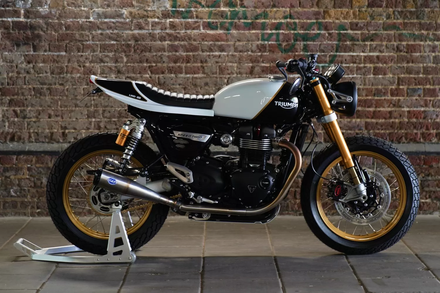 Custom Triumph Speed Twin Street Tracker by Stockwell Design