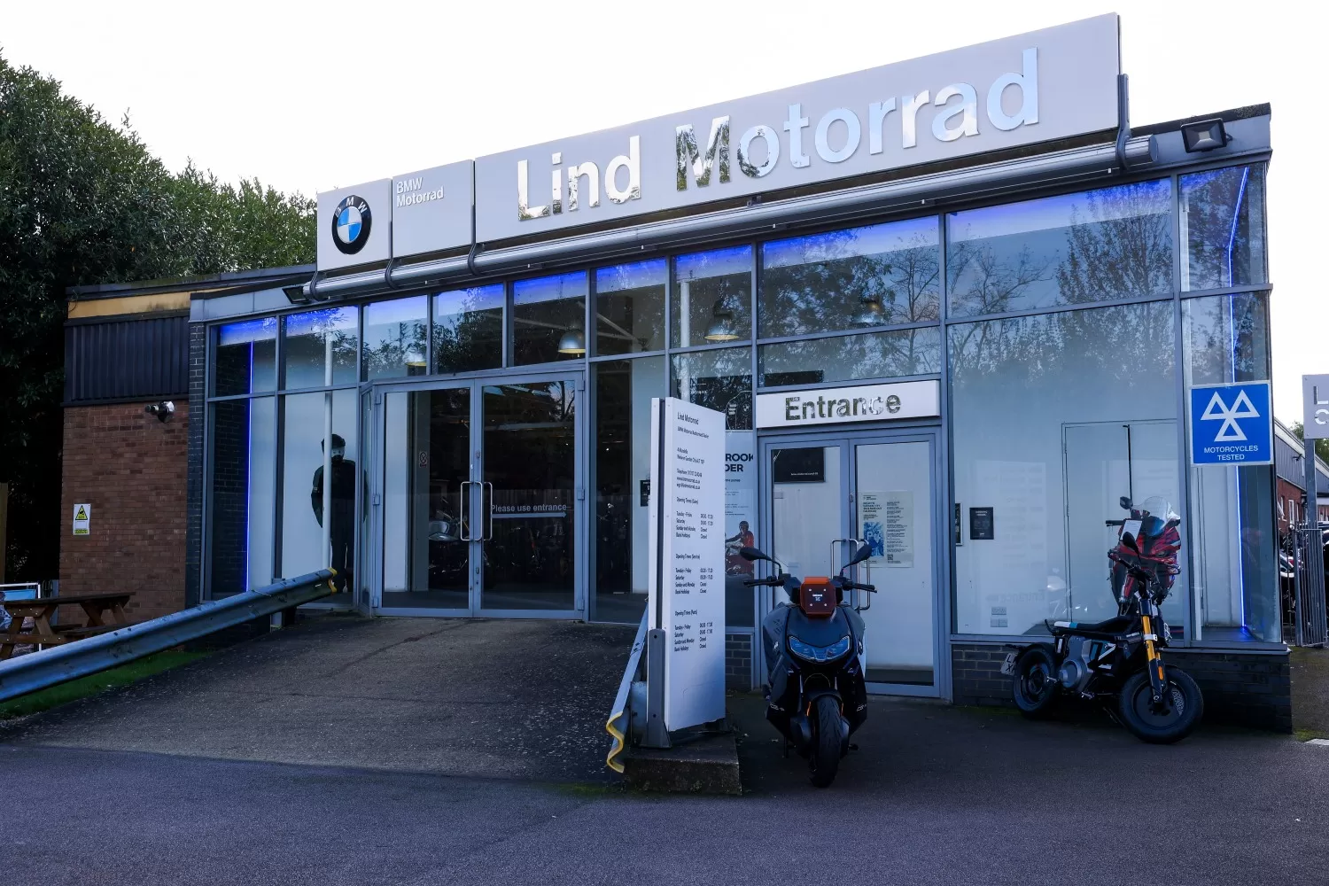 LIND Motorrad Welwyn Garden City outside