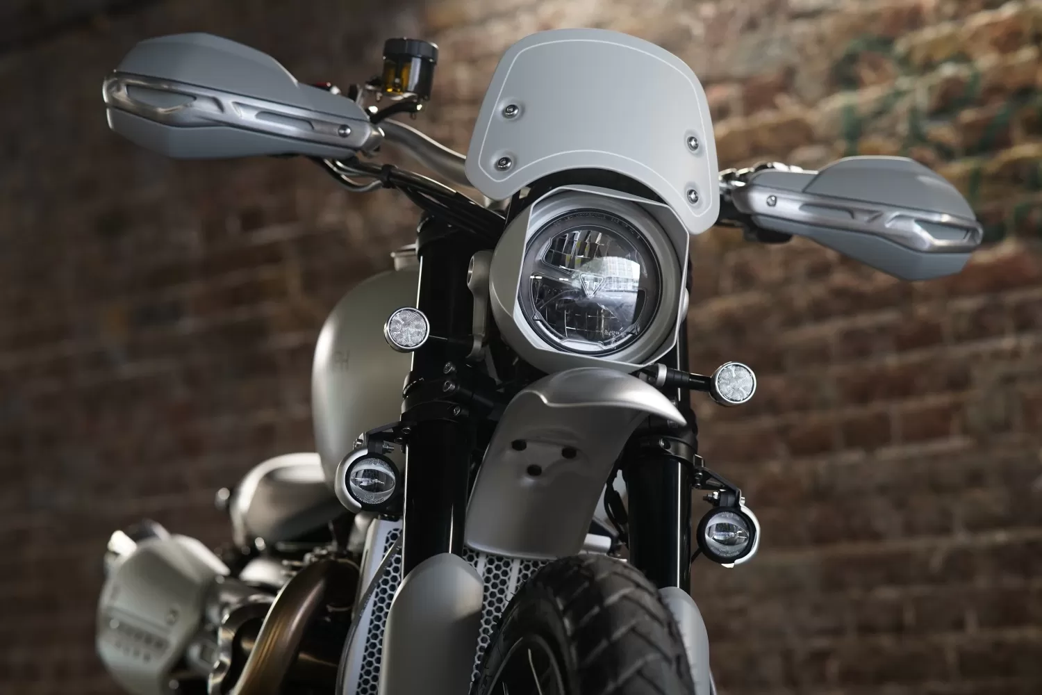 Custom Triumph Ghost Scrambler 1200 XC Stockwell LIND Front