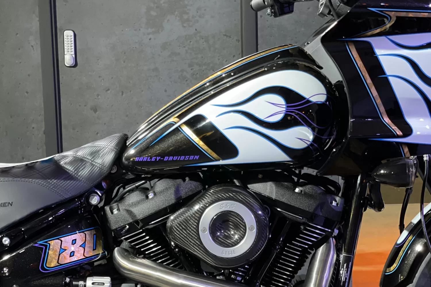 Custom Harley-Davidson Low Rider ST Stockwell LIND