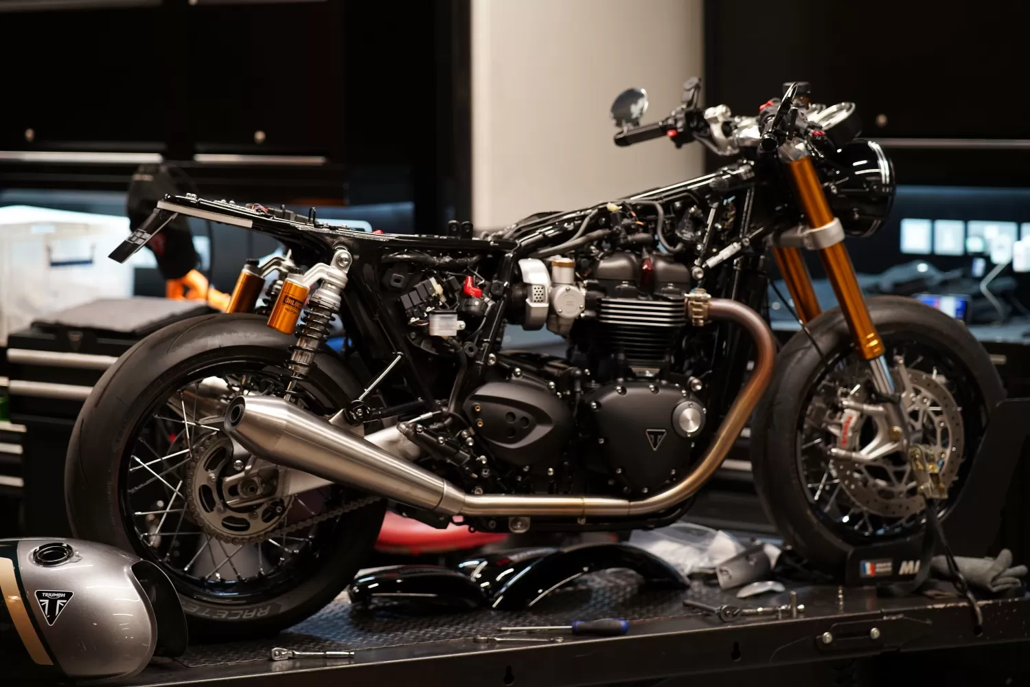 Custom Triumph Alchemist Thruxton RS by LIND x Stockwell Design at Triumph London