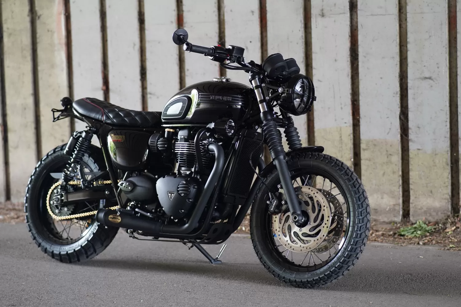 Custom Triumph Bonneville Leonard T120 by LIND x Stockwell Design at Triumph West London