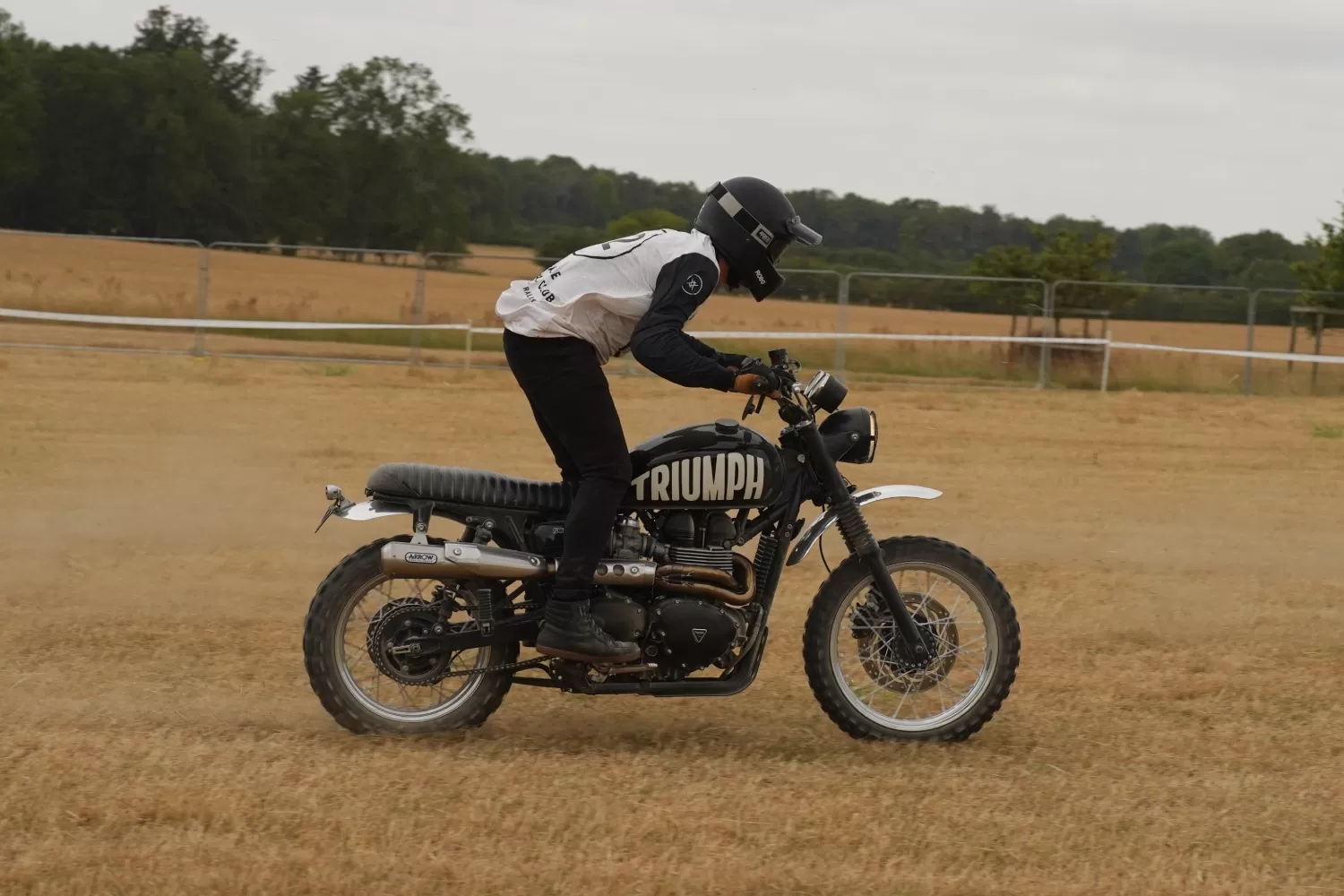 Idir Babaci of Triumph West London in action racing at Malle Mile 2026
