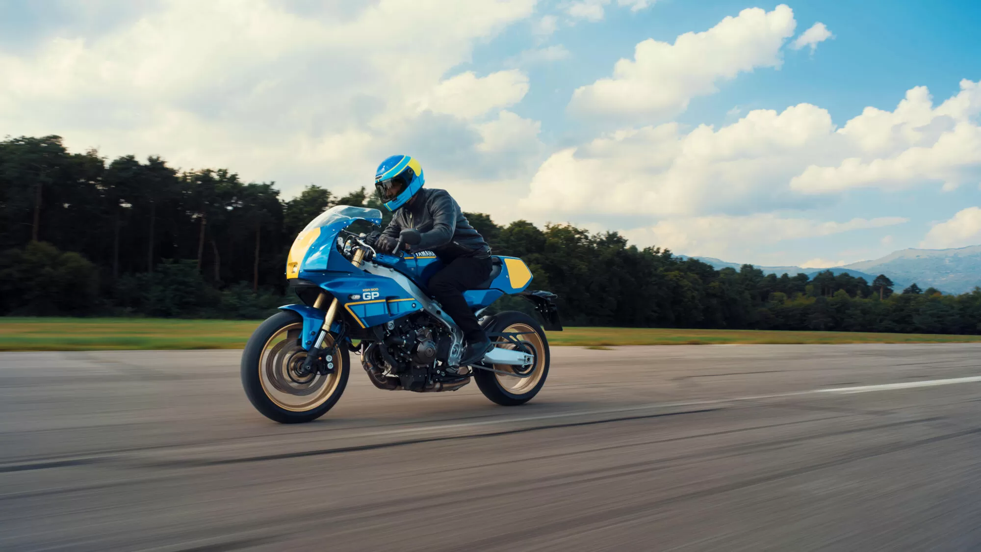 2027 Yamaha XSR900 GP at Yamaha Newmarket 2027 Yamaha XSR900 GP at Yamaha Newmarket