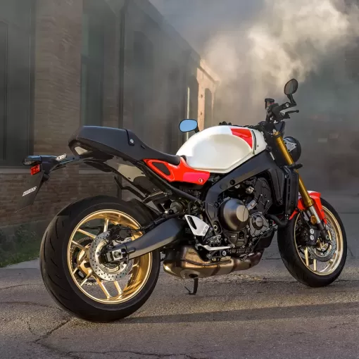 lind-yamaha-8.jpg