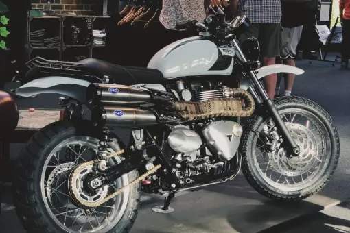 custom-triumph-bonneville-t120-stockwell-design-6.jpg