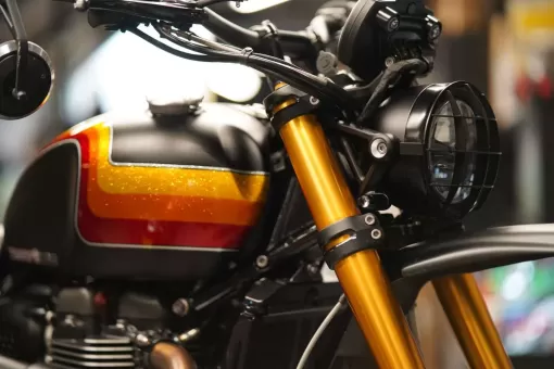 custom-triumph-scrambler-1200-xe-santa-cruz-stockwell-design.jpg