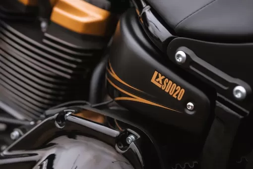 custom-harley-davidson-breakout-fat-boy-stockwell-design-4.jpg