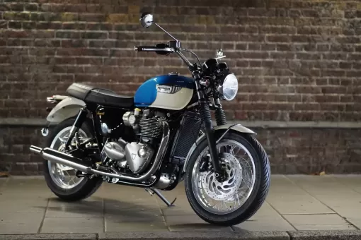 custom-triumph-johnny-sawyer-t120-stockwell-design-4.jpg