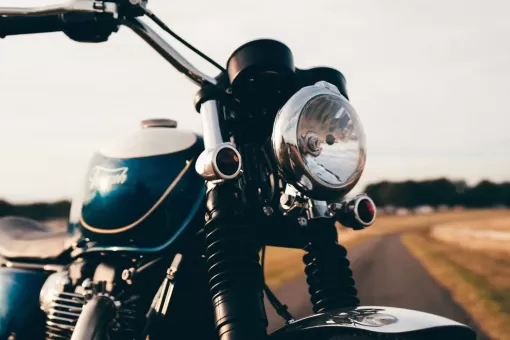 custom-triumph-t100-dougie-poynter-stockwell-design-12.jpg