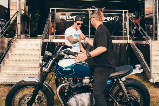 custom-triumph-t100-dougie-poynter-stockwell-design-11.jpg