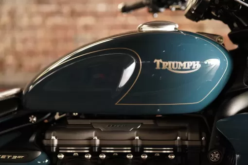 charlie-stockwell-custom-triumph-rifles-rocket-3gt.jpg