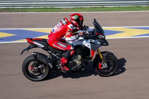 ducati-multistrada-v4-rs-pecco-bagnaia-track-action.jpg