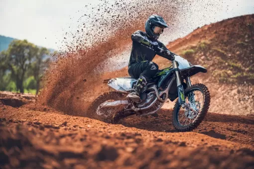 triumph-sep25-tf450x26-gallery4.jpg