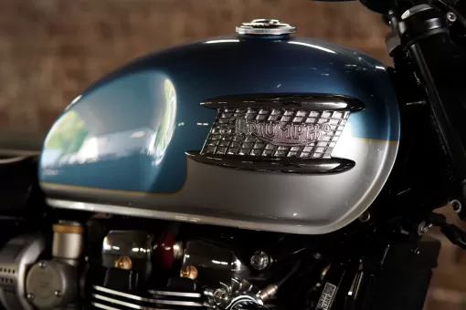 lind-stockwell-custom-trimph-whiskey-blue-t120-tank.jpg