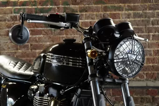 lind-stockwell-design-custom-triumph-t100-nairvana-london-3.JPG