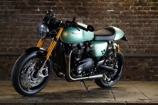 custom-triumph-alchemist-thruxton-rs-by-lind-x-stockwell-design-at-triumph-london-6.jpg