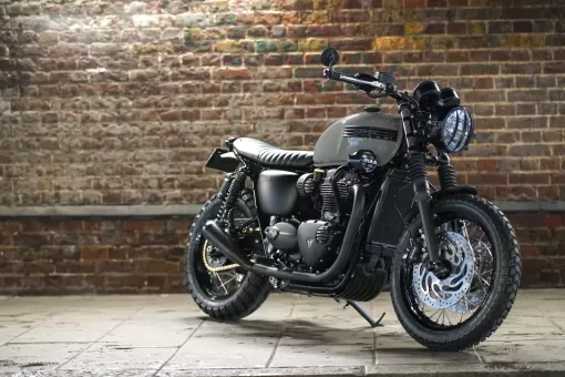 triumph-castleton-custom-t120-stockwell-design-lind-london-2.jpg