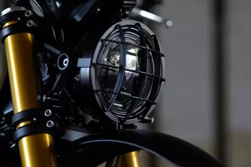 custom-triumph-scrambler-1200-overland-roger-headlamp-stockwell-design.jpg
