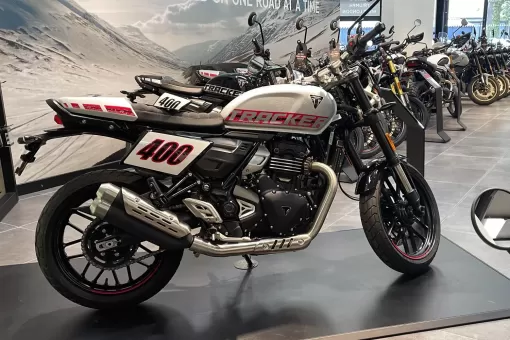 custom-triumph-ft93-tracker-400-by-stockwell-design-and-triumph-west-london-01.jpg